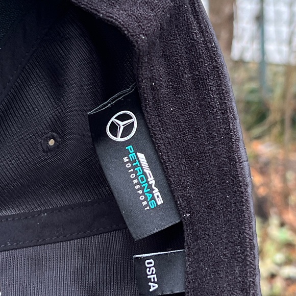 Classic Lewis Hamilton Mercedes Benz Petronas  Strap Back Hat - Picture 6 of 6